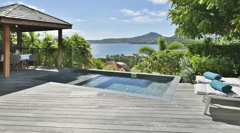 1.2 silhouette exterior 1