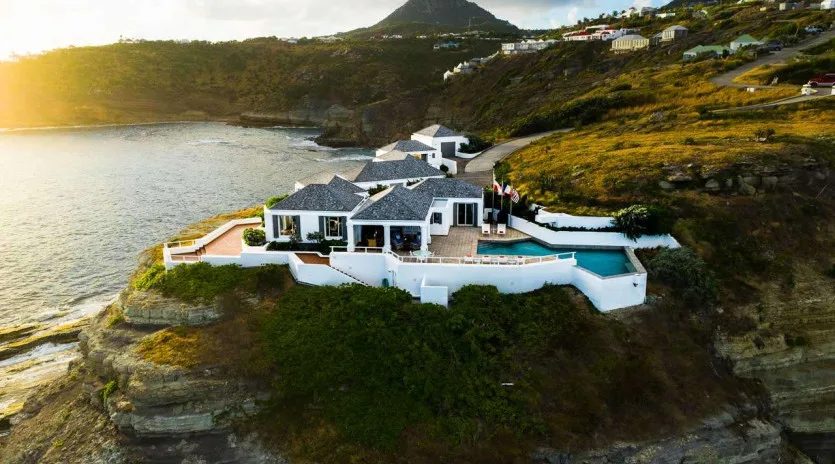 6 vacation rental photo St Barthelemy WV MOZ Villa Cap au Vent St Barts Villa MOZaer07 desktop