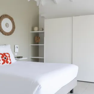 4.3 amalur guest bedroom 1