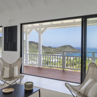 6.3 amalur living room